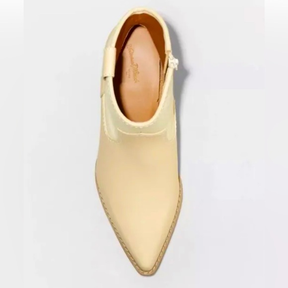 💥SALE💥 Women's Kay Western Boots - Universal Thread™ Off-White 8.5 - Picture 3 of 4